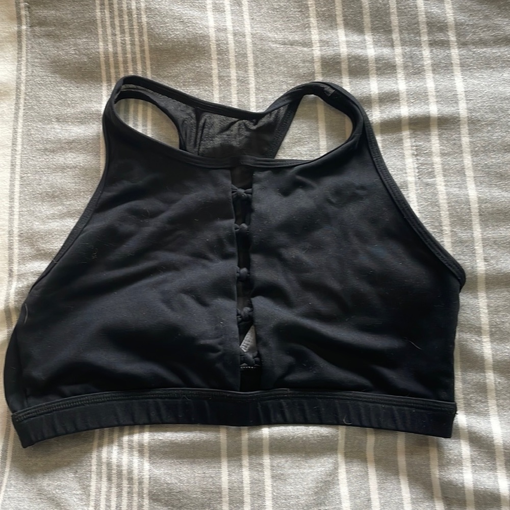 Born Primitive Knotted Up sports bra in size Large